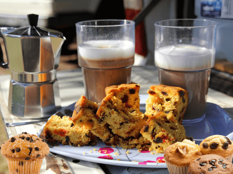 frühstück beim camping